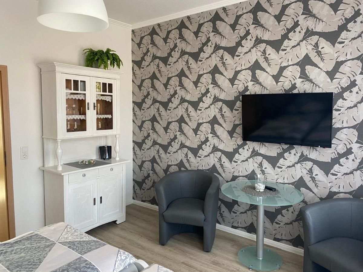 Ferienwohnung Am Schlossparkcenter Schwerin  Bagian luar foto