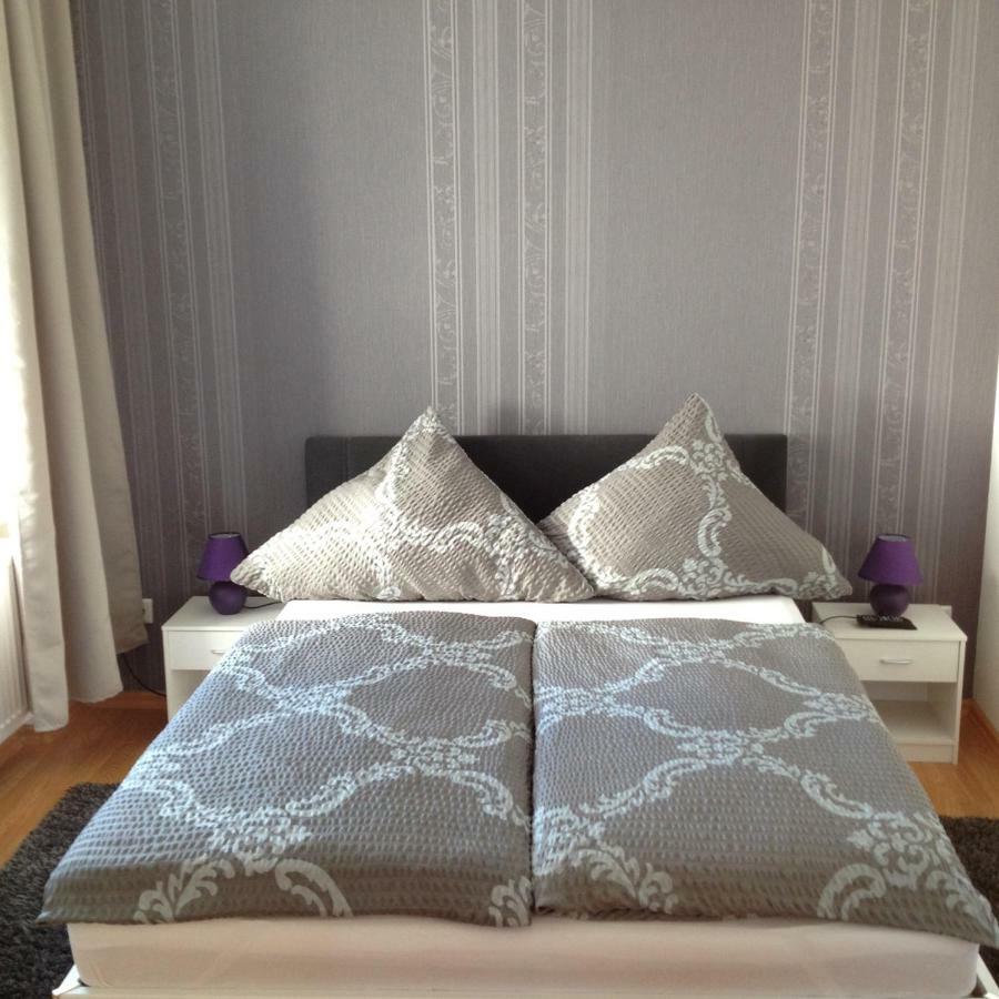 Ferienwohnung Am Schlossparkcenter Schwerin  Bagian luar foto